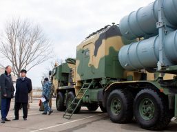 «Дякую за сумлінне виконання обов’язку» — Олег Радковський під час передачі ВМС комплексів «Нептун»