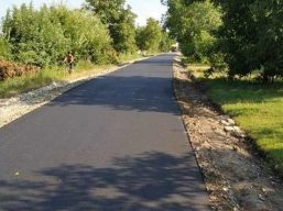 В Захарівському районі триває капремонт дорожнього покриття