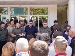 Перевірка шкіл і нарада із земельних питань: Григорій Діденко відвідав Болградський район