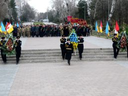 Церемонія покладання вінків та квітів до пам’ятника Невідомому матросу на Алеї слави з нагоди Дня Збройних Сил України