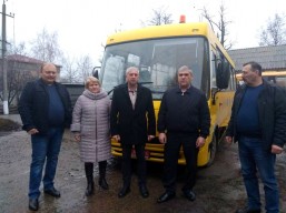 Навчальні заклади Любашівського району отримали новий шкільний автобус