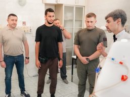 Одеська обласна дитяча клінічна лікарня отримала сучасний апарат для гемофільтрації 
