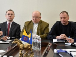 Апаратна нарада при керівництві обласної ради