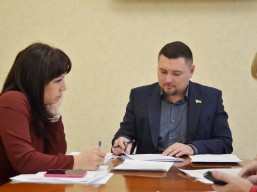 Засідання постійної комісії обласної ради з питань регламенту, місцевого самоврядування, депутатської діяльності, етики та гласності