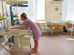 В Одеській обласній дитячій клінічній лікарні відремонтовано відділення інтенсивної терапії новонароджених та недоношених дітей