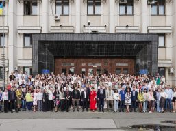 Символ нашої ідентичності та свободи: в Одеській обласній раді відзначили День вишиванки