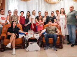 Працівники апарату Одеської обласної ради продовжують підтримувати добру традицію донорства. Незмінно — у співпраці з відділенням трансфузіології Одеської обласної дитячої лікарні