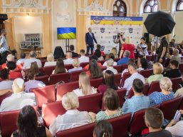 В Одесі привітали працівників швидкої допомоги з професійним святом