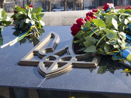 Керівництво Одещини вшанувало пам’ять українських добровольців
