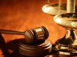 День працівників суду